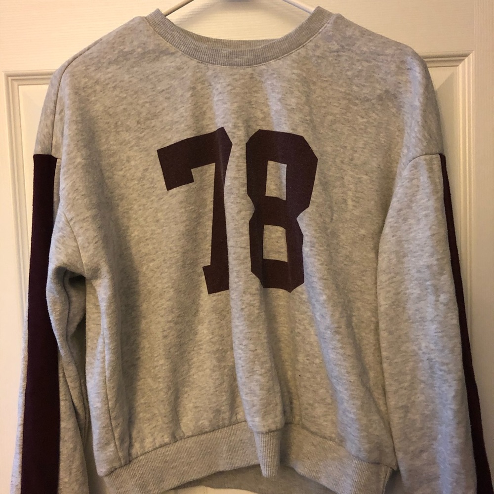 grey sweater :)